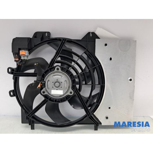 Peugeot - 208 - Fan motor