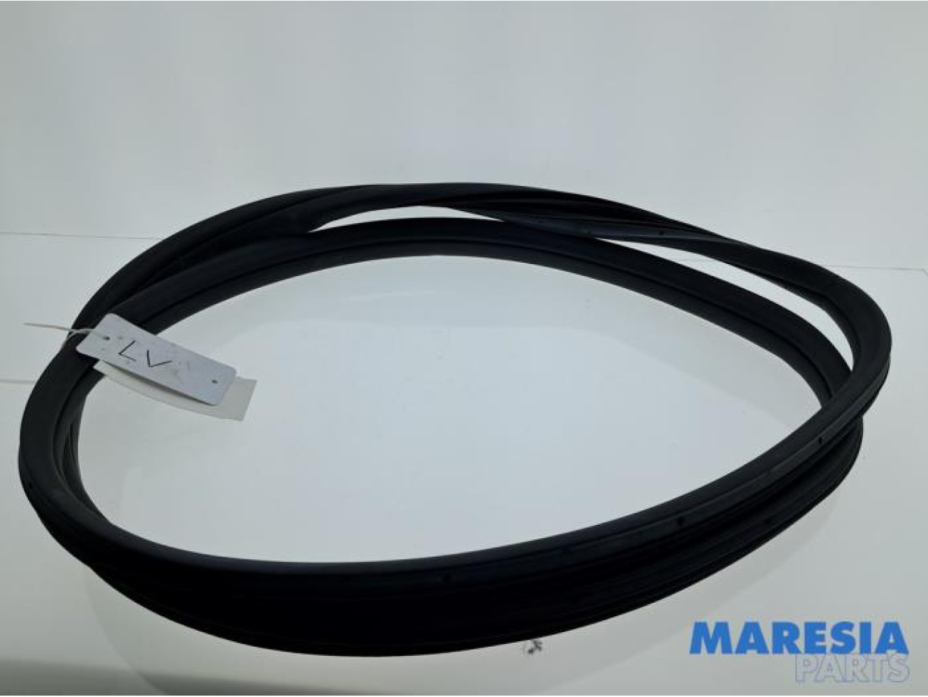 Lancia - Delta - Front door seal 4-door, left