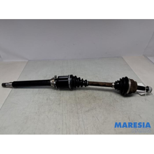 Lancia - Delta - Front drive shaft, right