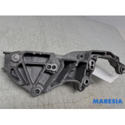 Peugeot - 2008 - Dynamosteun boven