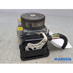 Peugeot - 2008 - ABS Pomp