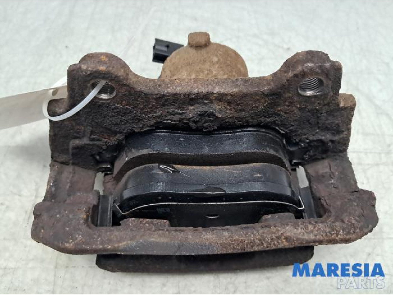 Lancia - Delta - Front brake calliper, left