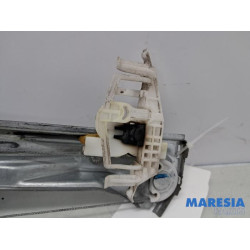 Lancia - Delta - Rear door window mechanism 4-door, right
