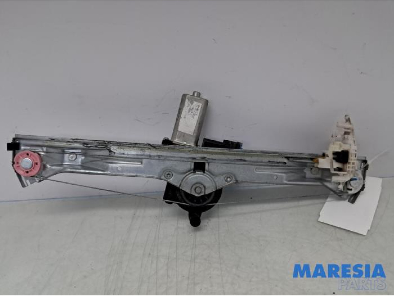 Lancia - Delta - Rear door window mechanism 4-door, right