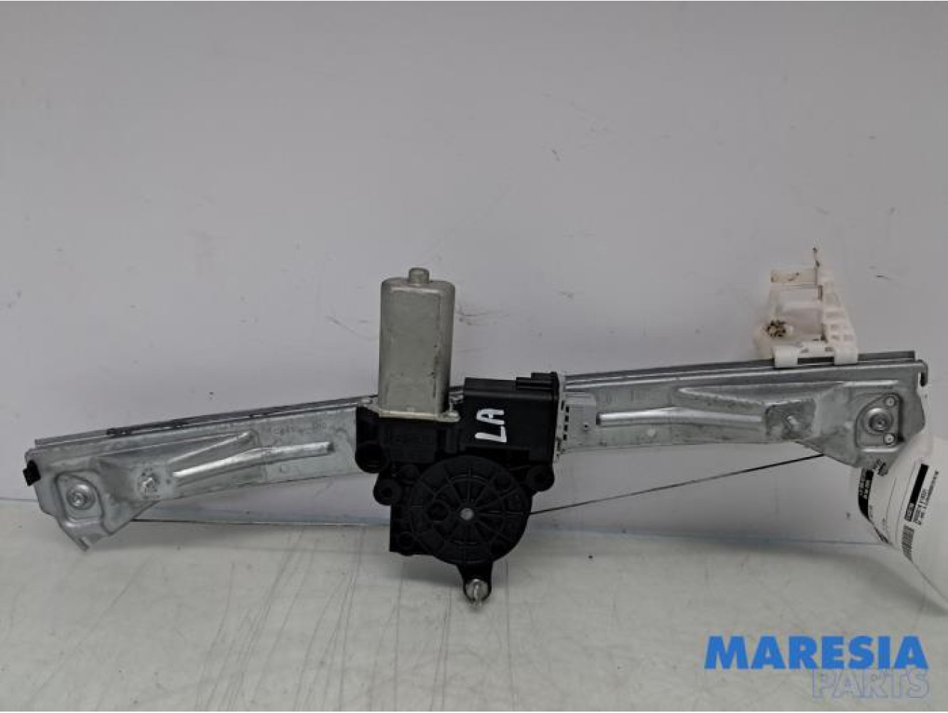 Lancia - Delta - Rear door window mechanism 4-door, left