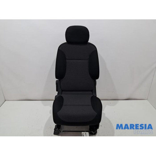 Peugeot - Partner - Sitz rechts