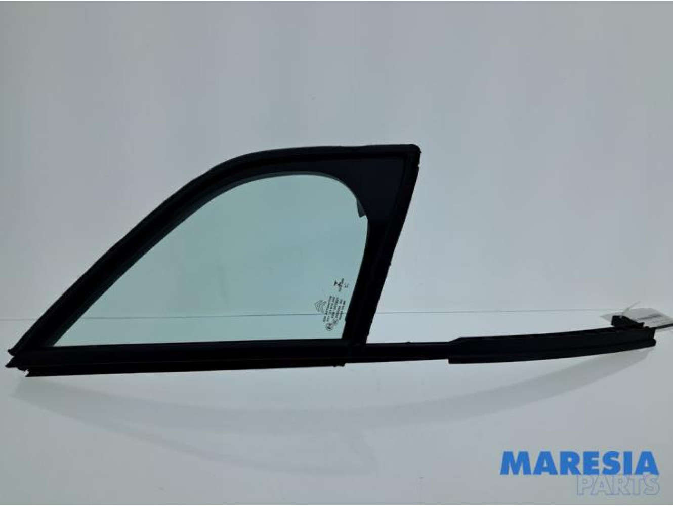 Citroen - C3 - Vitre triangulaire avant droite