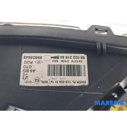 Peugeot - 208 - Koplamp links