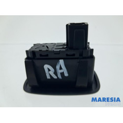 Citroen - C3 - Electric window switch