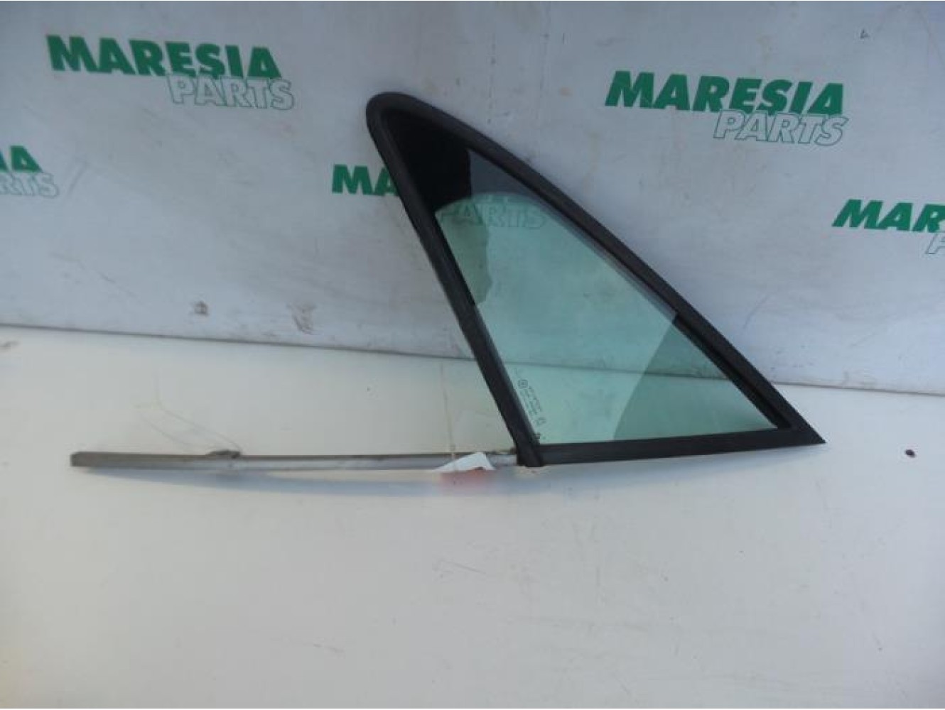Peugeot - 407 - Dreieckfenster links vorne