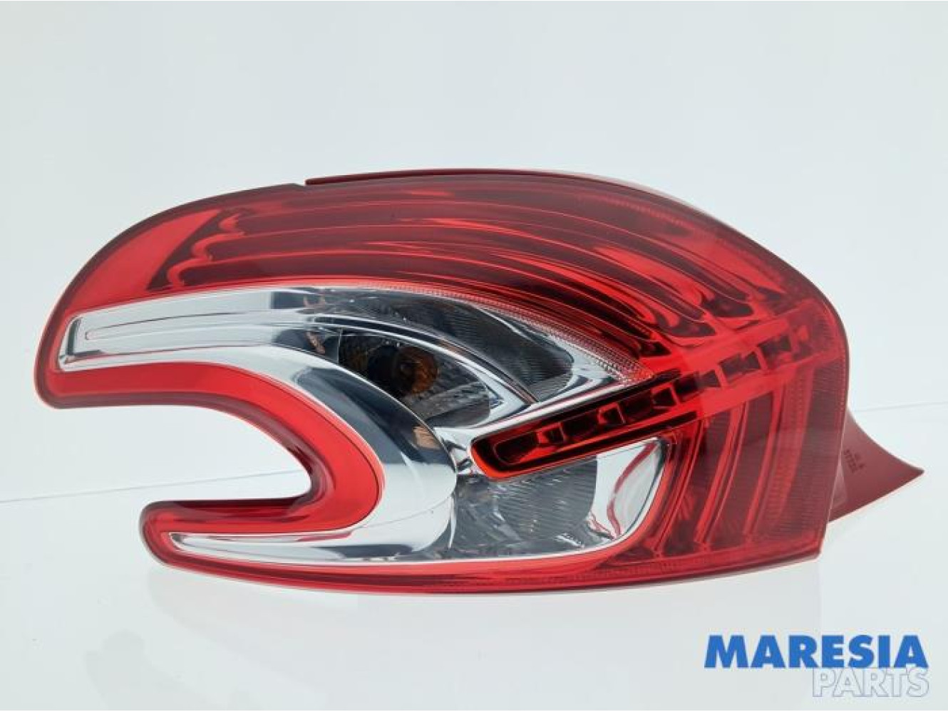 Peugeot - 208 - Achterlicht links