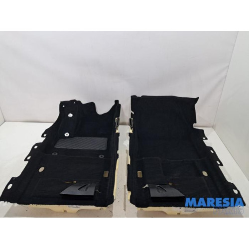 Peugeot - 3008 - Vloerbedekking