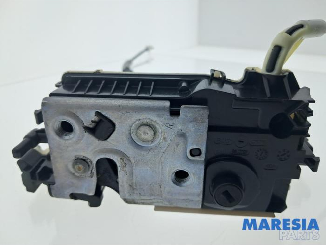 Peugeot - 208 - Front door lock mechanism 4-door, right