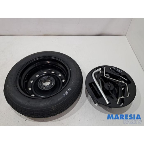 Fiat - 500 - Krikset + reservewiel