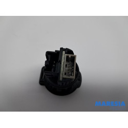 Citroen - C3 - AUX / USB connection