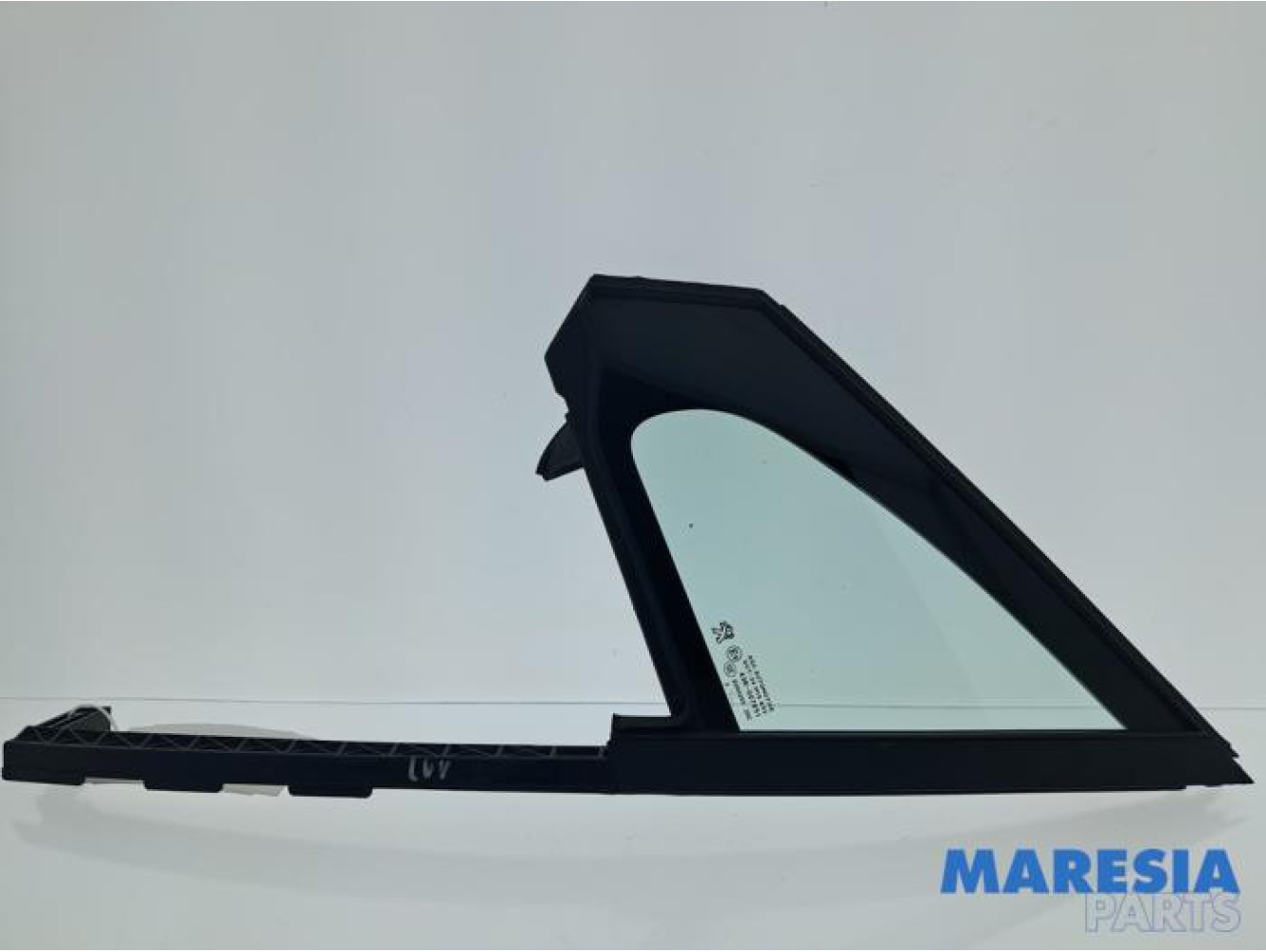 Peugeot - 208 - Vitre triangulaire avant gauche