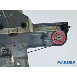 Peugeot - 208 - Ruitmechaniek 4Deurs links-voor