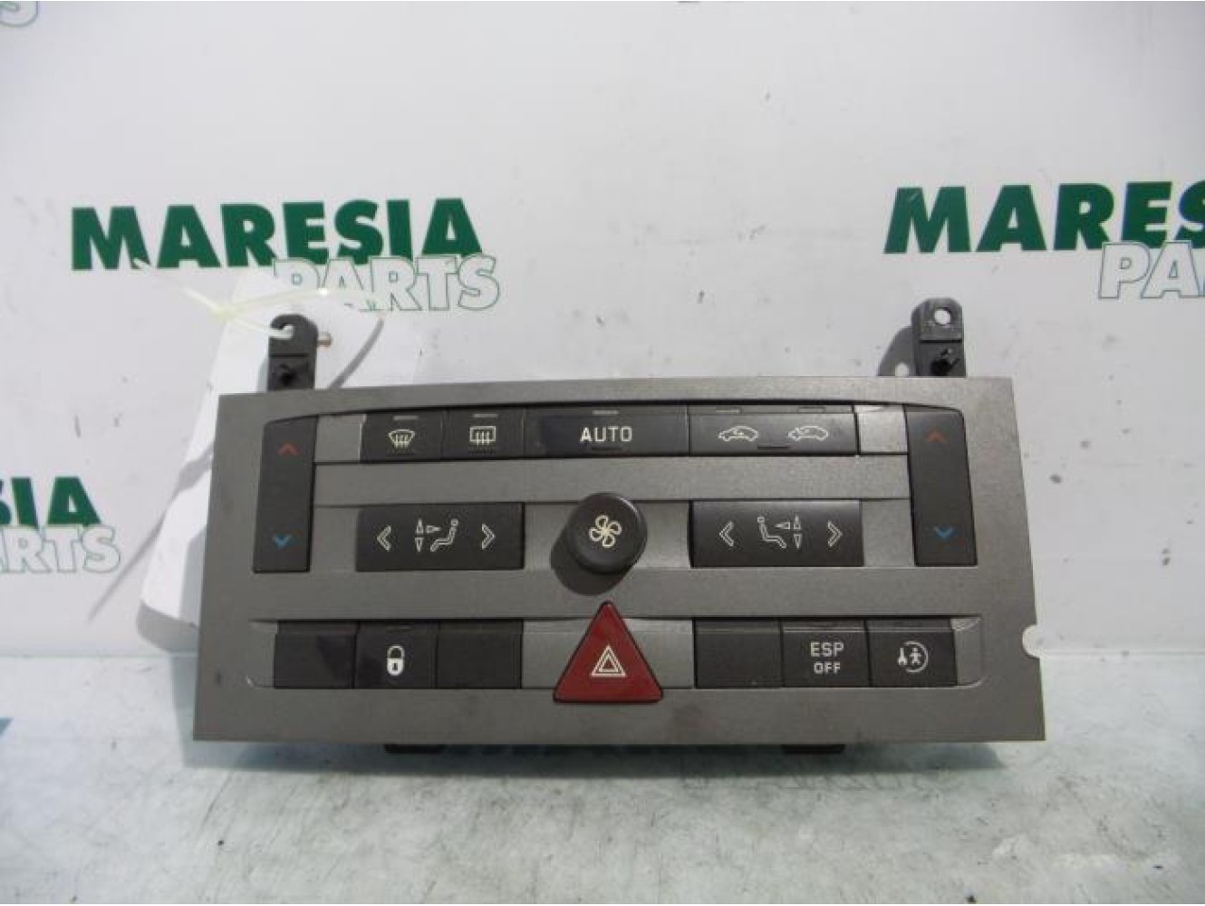 Peugeot - 407 - Panneau de commandes chauffage