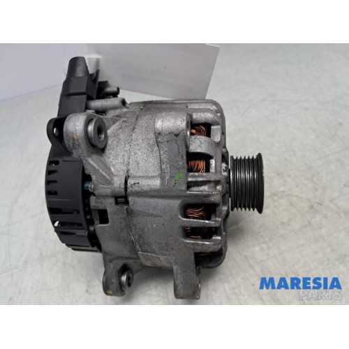 Peugeot - 208 - Dynamo