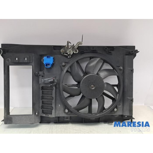 Peugeot - 308 - Kühlgebläse Motor