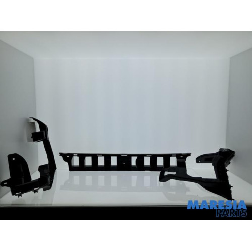 Peugeot - 308 - Stoßstangenstütze mitte hinten