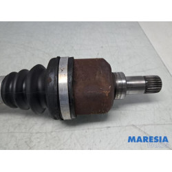 Peugeot - 308 - Front drive shaft, left