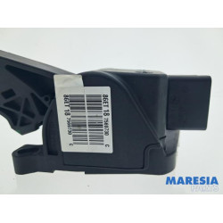 Peugeot - Partner - Gaspedaal