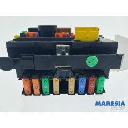 Peugeot - Partner - Fuse box
