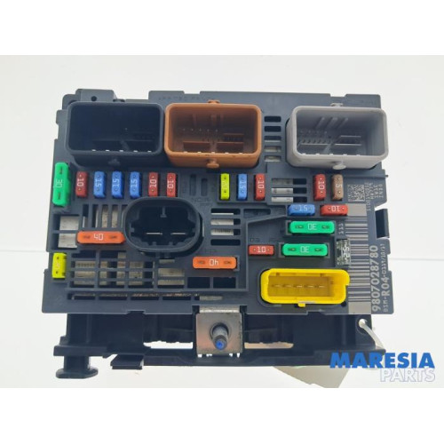 Peugeot - Partner - Fuse box
