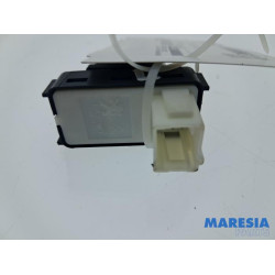 Peugeot - Partner - Electric window switch