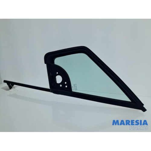 Peugeot - Partner - Vitre triangulaire avant gauche