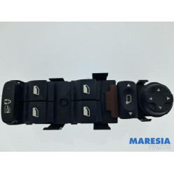 Peugeot - 308 - Multi-functional window switch