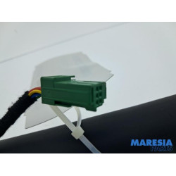 Peugeot - 3008 - Rear gas strut, right