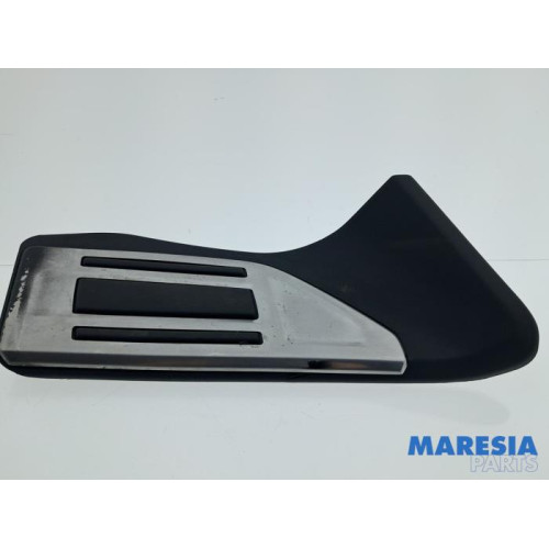 Peugeot - 3008 - Vloerbedekking