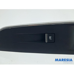 Peugeot - 3008 - Electric window switch