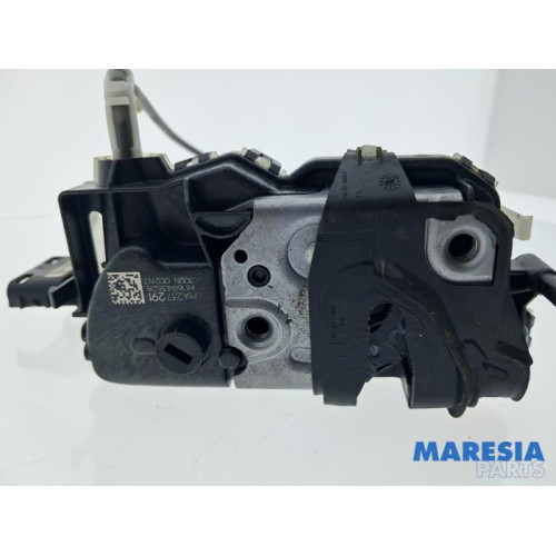 Peugeot - 3008 - Rear door lock mechanism 4-door, left