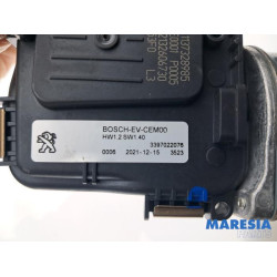 Peugeot - 3008 - Scheibenwischermotor vorne