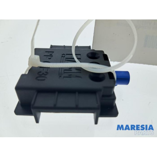 Peugeot - 3008 - Antenne Versterker