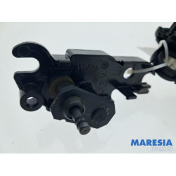 Peugeot - 308 - Scheibenwischermotor hinten