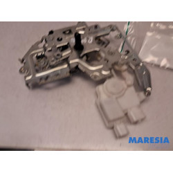 Renault - Master - Sliding door lock mechanism, right