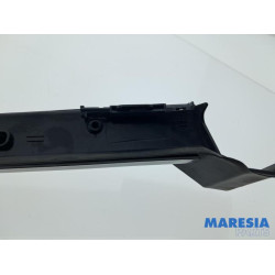 Peugeot - 3008 - Frontscreen frame