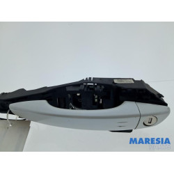 Peugeot - 3008 - Door handle 4-door, front left