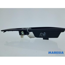 Peugeot - 3008 - Electric window switch