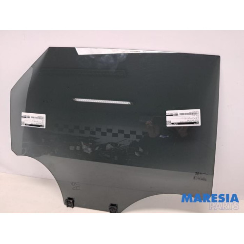 Peugeot - 3008 - Portierruit 4Deurs rechts-achter