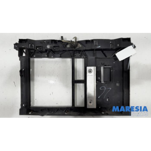 Citroen - C3 - Frontpaneel