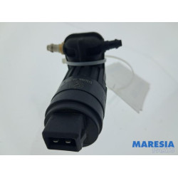 Lancia - Delta - Windscreen washer pump