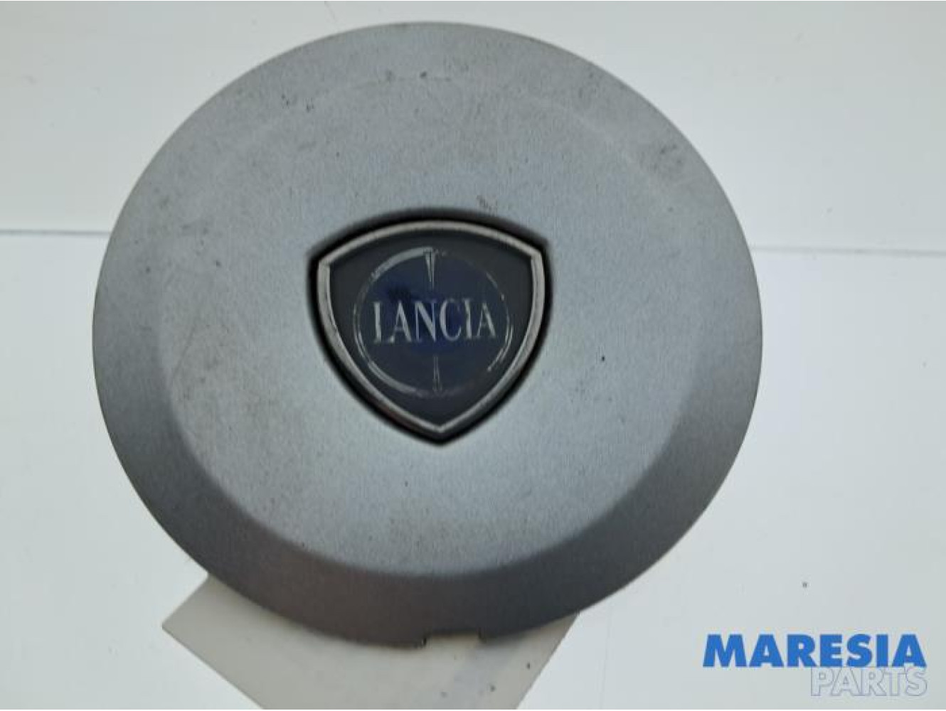 Lancia - Delta - Wheel cover (spare)