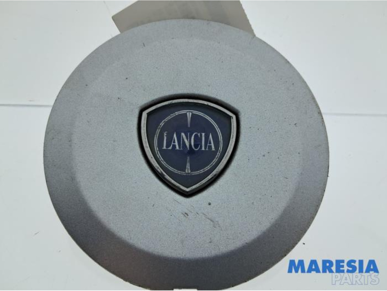 Lancia - Delta - Wheel cover (spare)