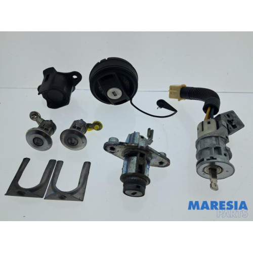 Citroen - C1 - Set of locks