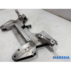Peugeot - 2008 - Subframe